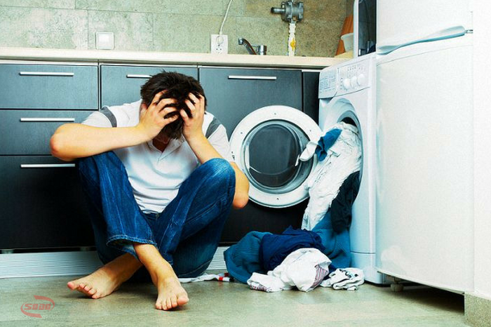 máy giặt đang giặt bị mất nước